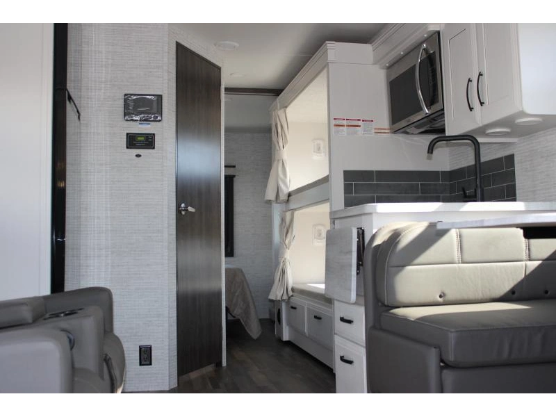 Jayco Greyhawk 31f 2025 alt