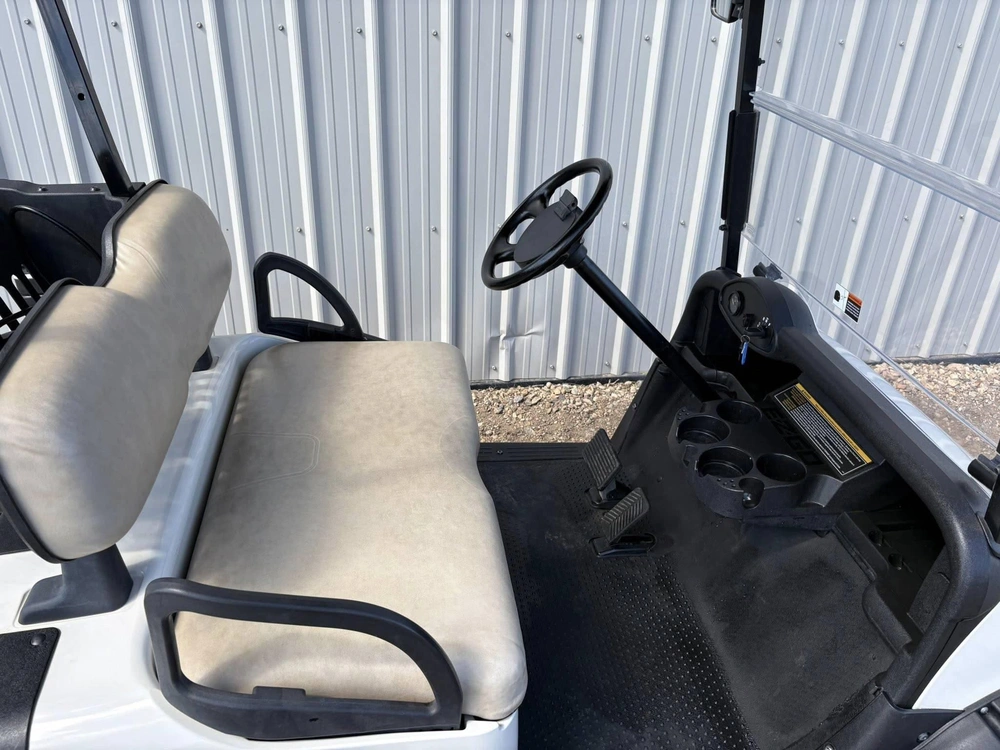 2016 E-z-go Rxv alt