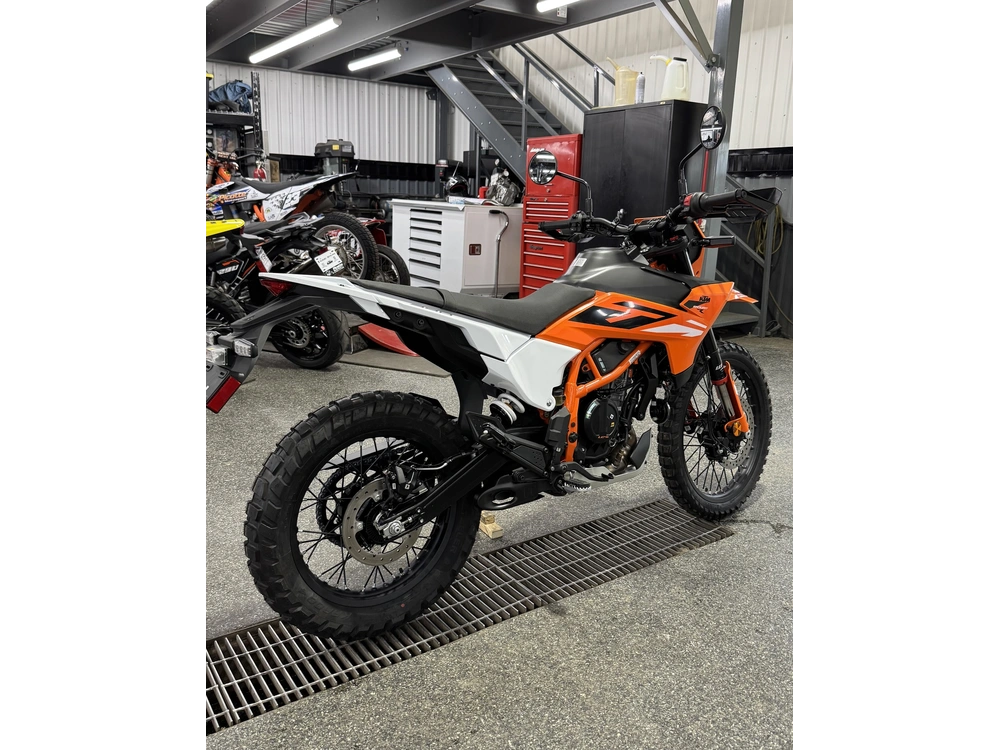 2026 Ktm 390 Enduro R alt
