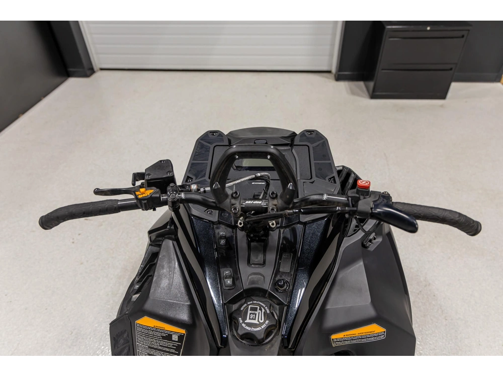 2026 Ski-doo Summit Edge 165 Turbo Cjtc alt