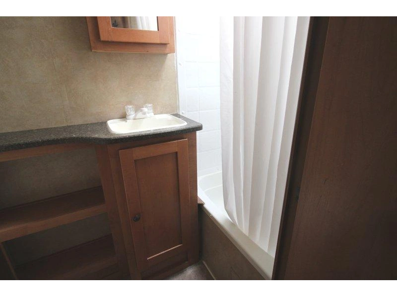 2013 Cruiser Rv Shadow Cruiser 260bhs alt
