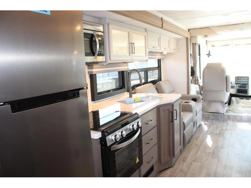 Thor Motor Coach Hurricane 29l 2026 alt