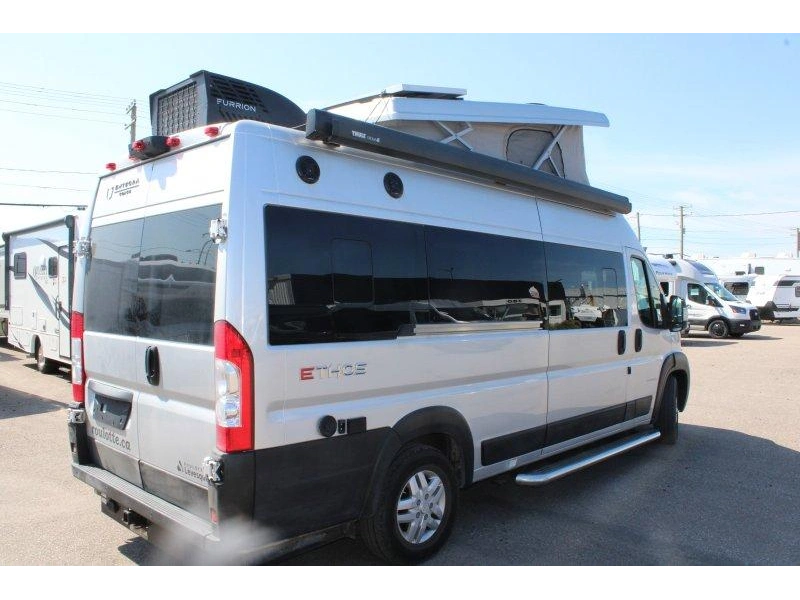 Entegra Coach Ethos 20d 2023 alt