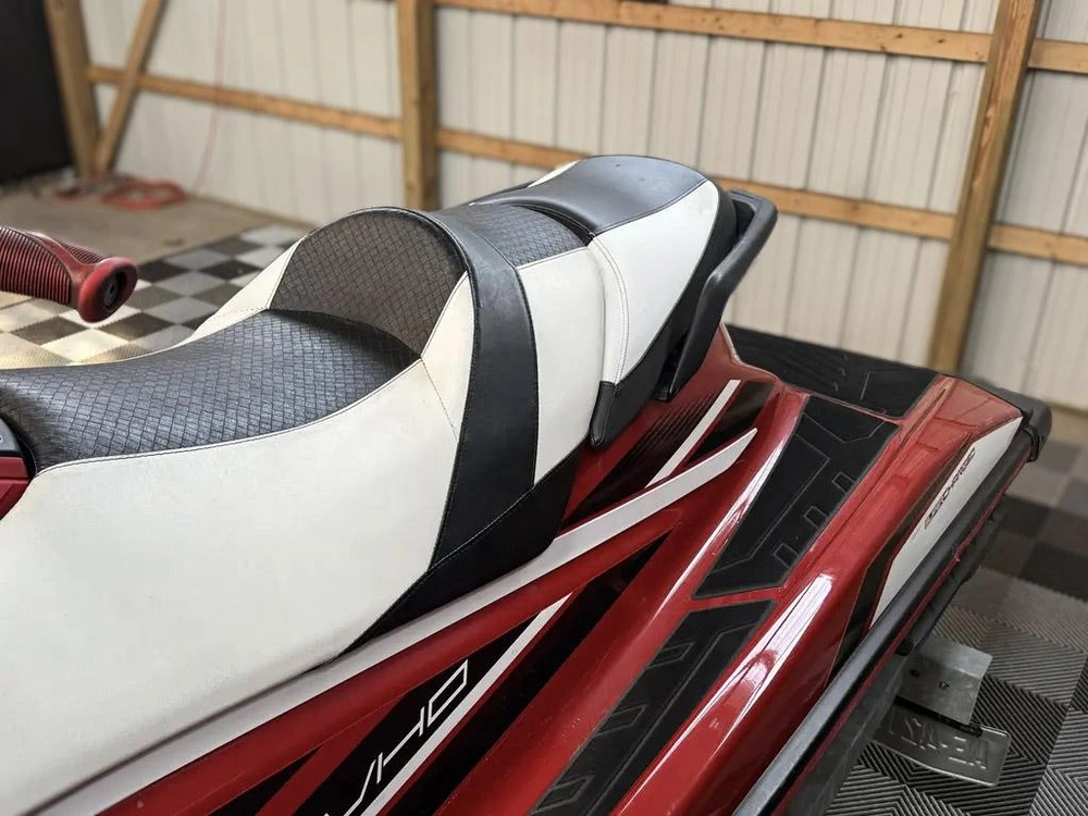 2017 Yamaha Wave Runner alt
