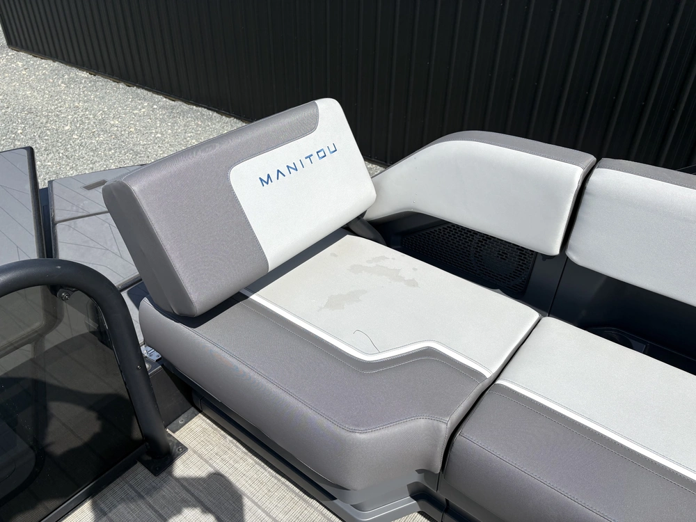2025 Manitou Explore 22 alt