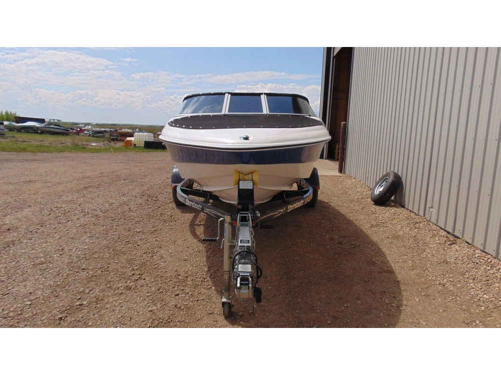 2017 Reinell Boats 185 alt