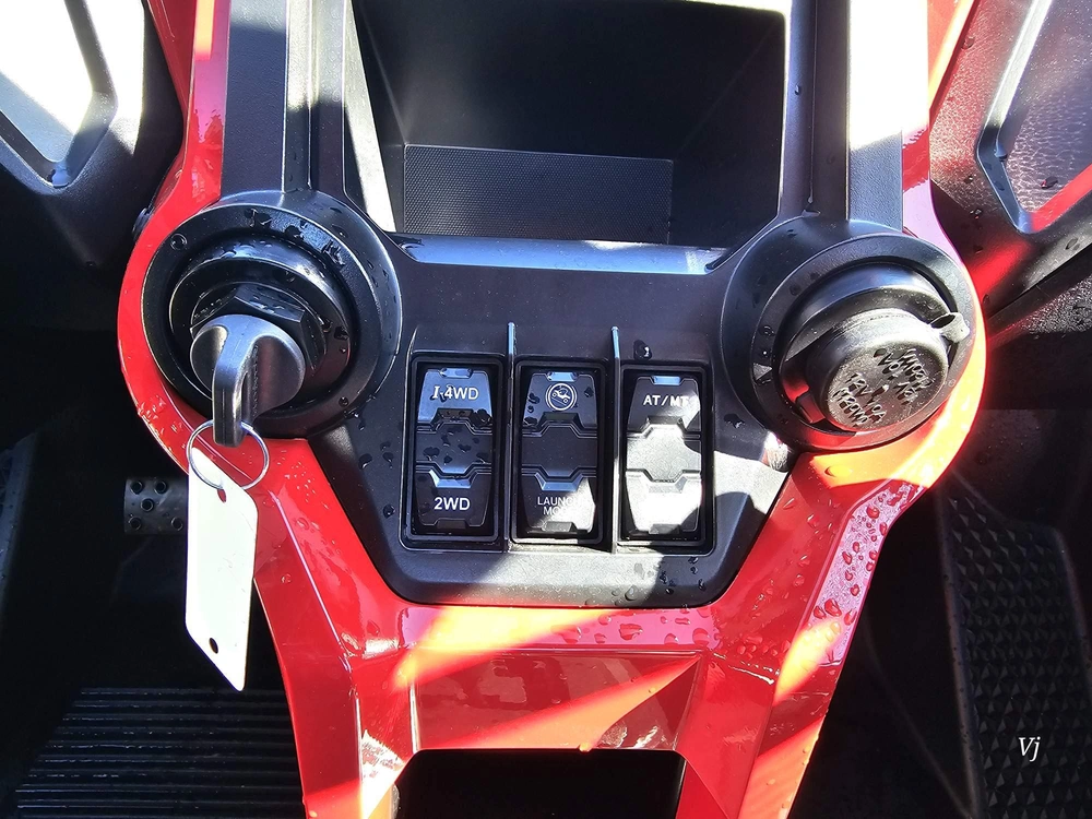 2026 Honda Talon 1000x-2p Fox Live Valve alt