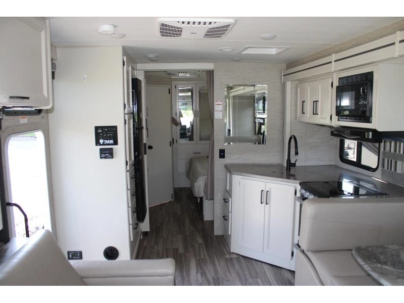 2023 Thor Motor Coach Ace 29g alt