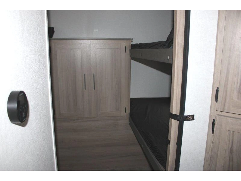 Keystone Rv Coleman 27b 2026 alt