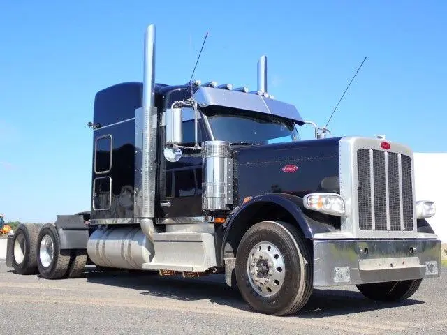 2025 Peterbilt 589