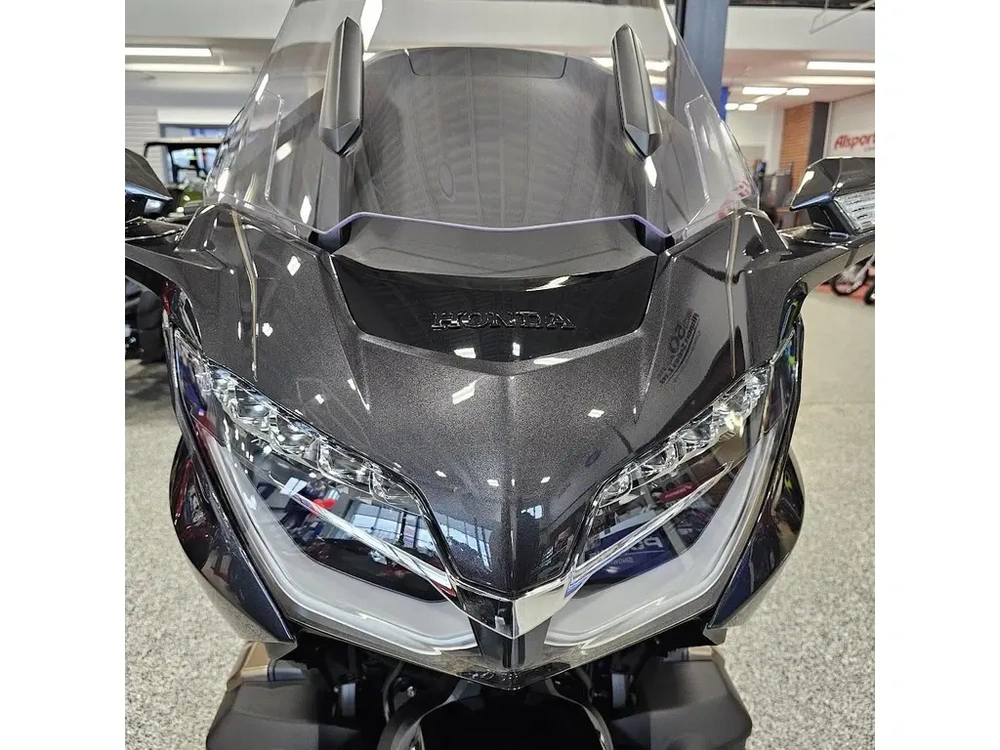 2026 Honda Goldwing Tour 6 Speed alt