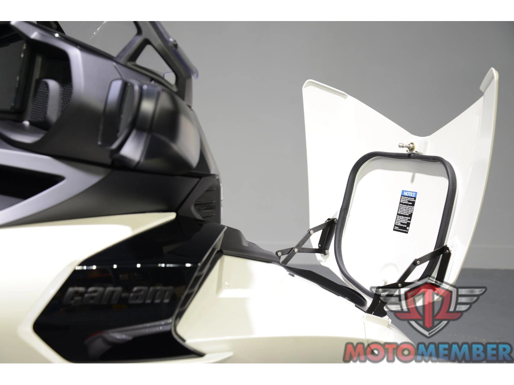 2026 Can-am Spyder F3-t alt