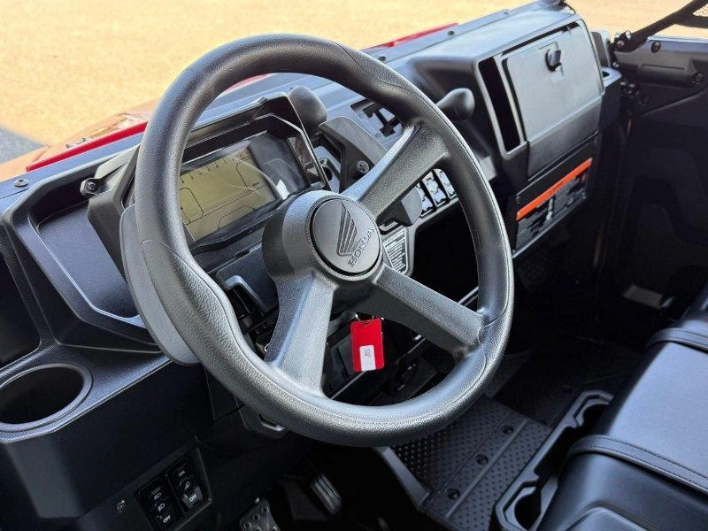 2026 Honda Pioneer 1000 - 5p Dlx alt