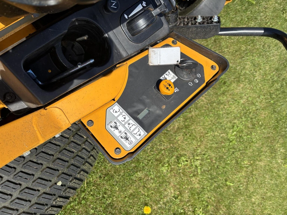 2025 Cub Cadet Zt2 50 alt
