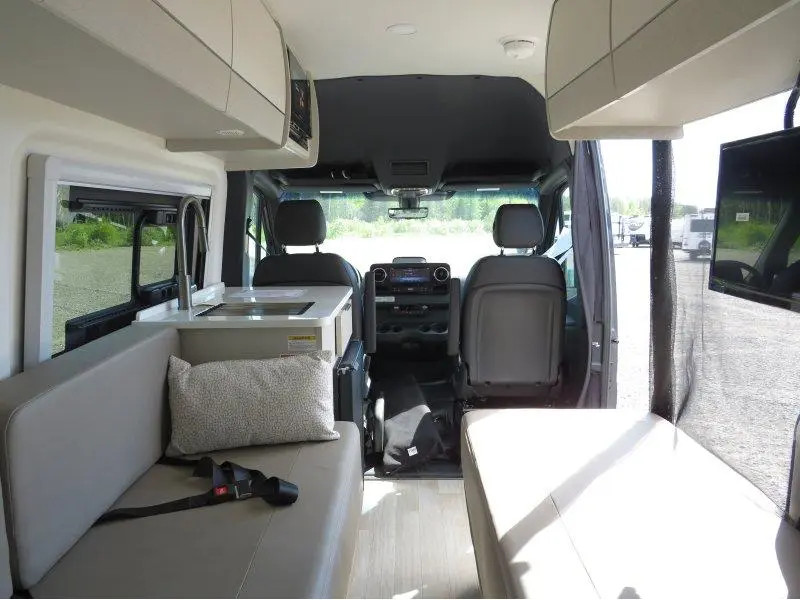 2027 Thor Motor Coach Tranquility