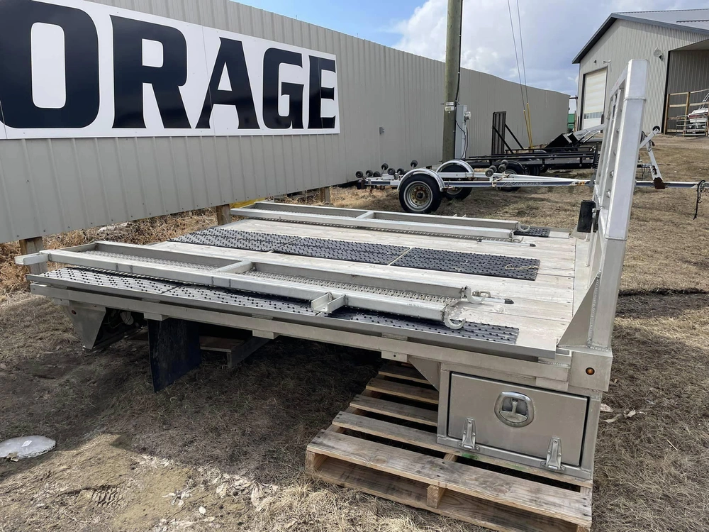 2017 R&r Trailers 102" X 84" Flat Deck alt