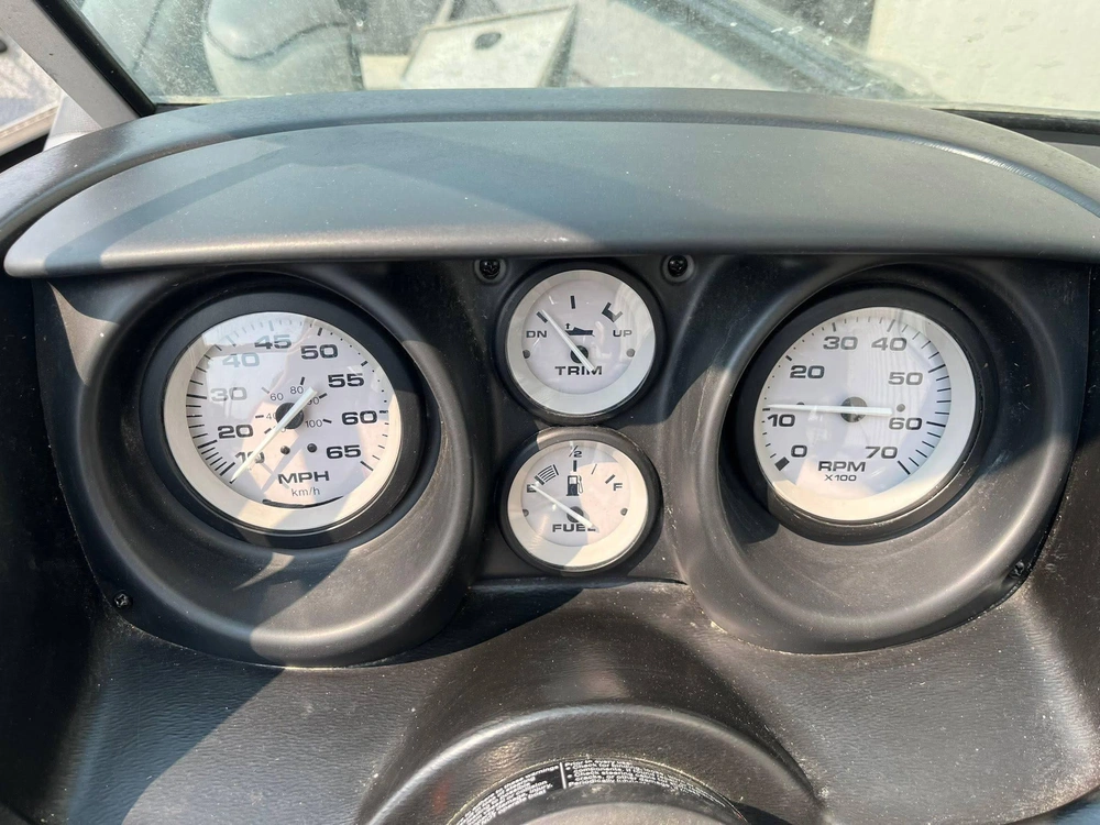 2018 Lund Boat Co 1775 Impact alt