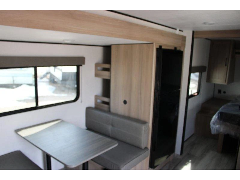 2026 Keystone Rv Coleman 22bx alt