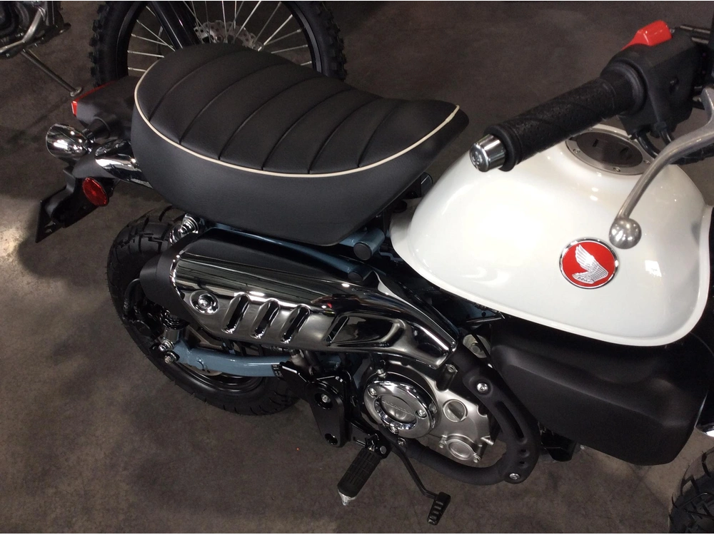 Honda 125 Monkey 2025 alt