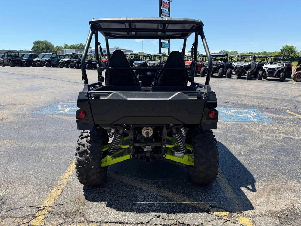 2023 Kawasaki Teryx® S Le