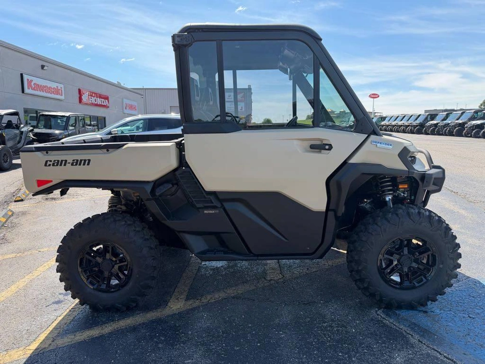 2026 Can-am Defender Limited Hd11