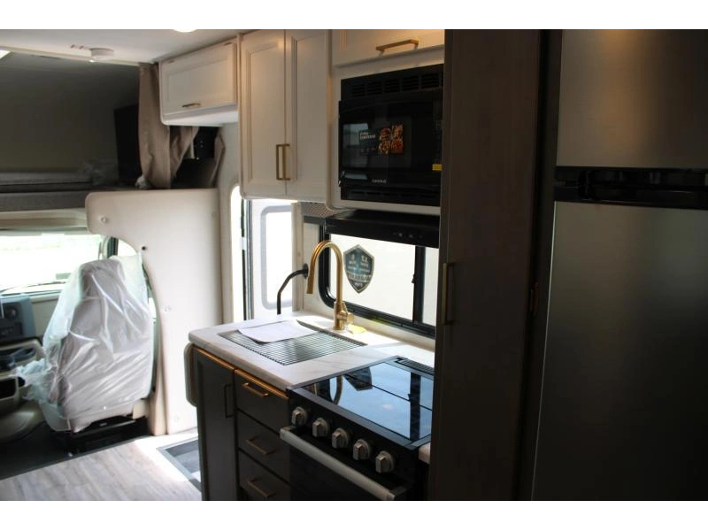 Thor Motor Coach Four Winds 24f 2025 alt