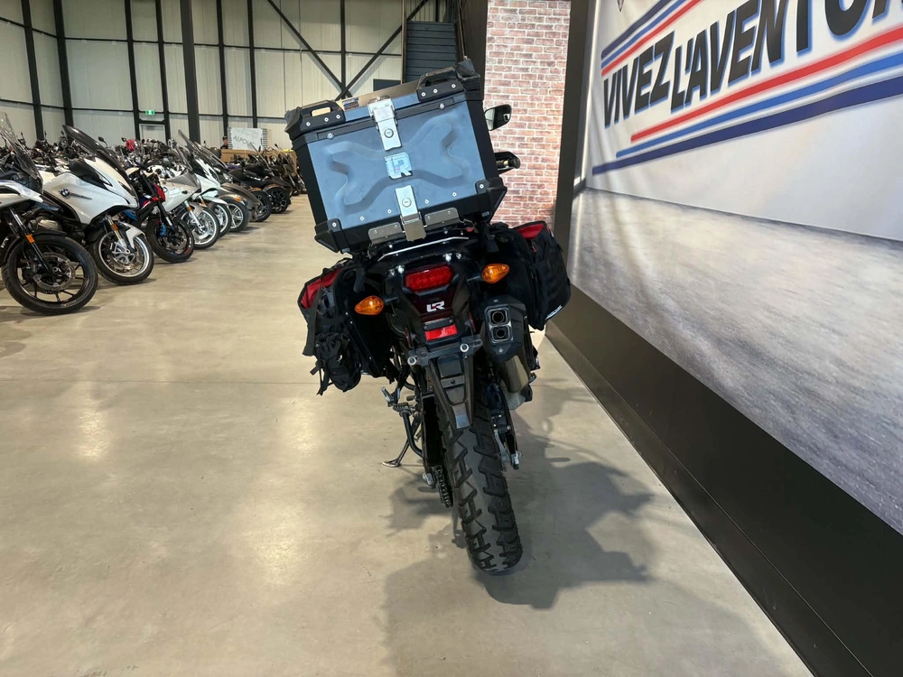 Honda Africa Twin 2017 alt
