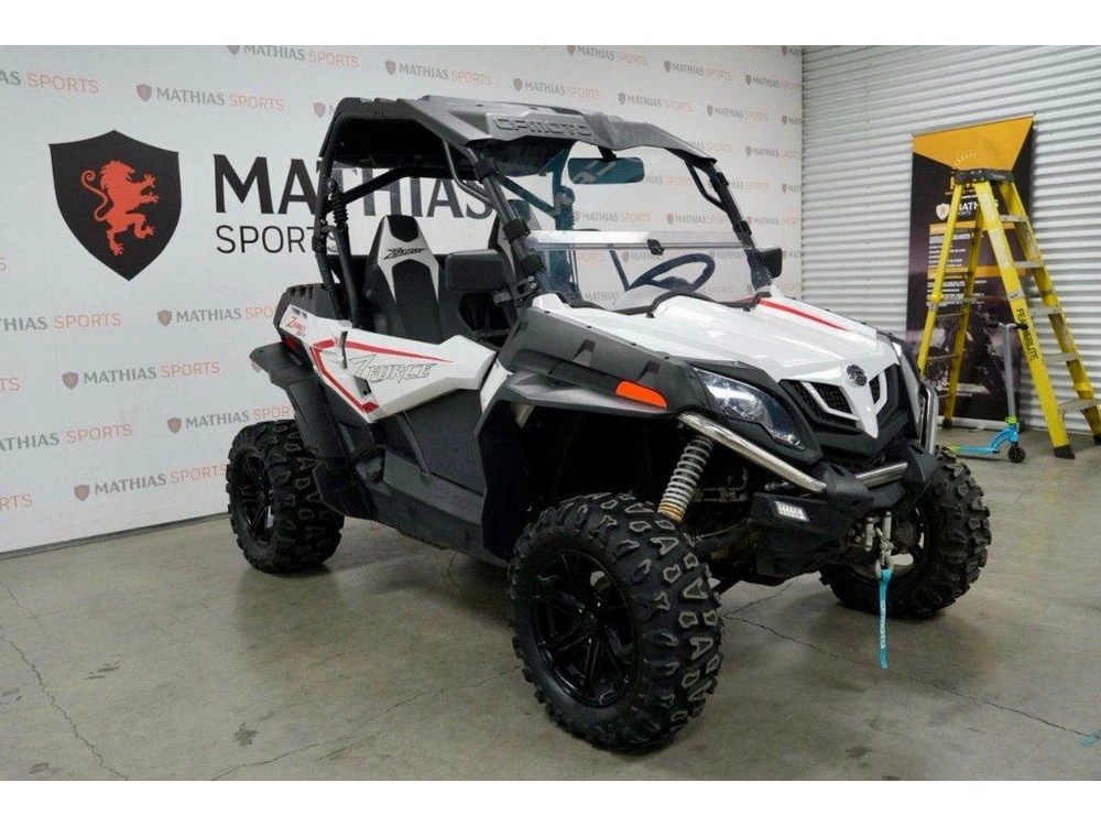 2021 Cfmoto Zforce 800 alt