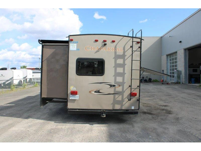 Coachmen Chaparral D348bhs 2014 alt