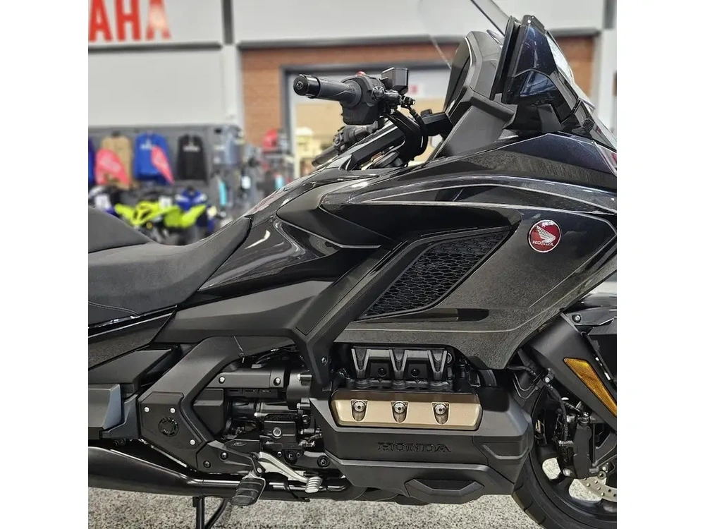 2026 Honda Goldwing Tour 6 Speed alt