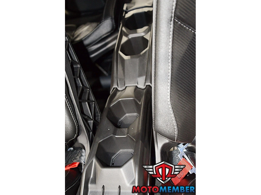 2026 Can-am Maverick X3 Max X Rs Turbo Rr Triple Black_10.25 In Infotainment alt