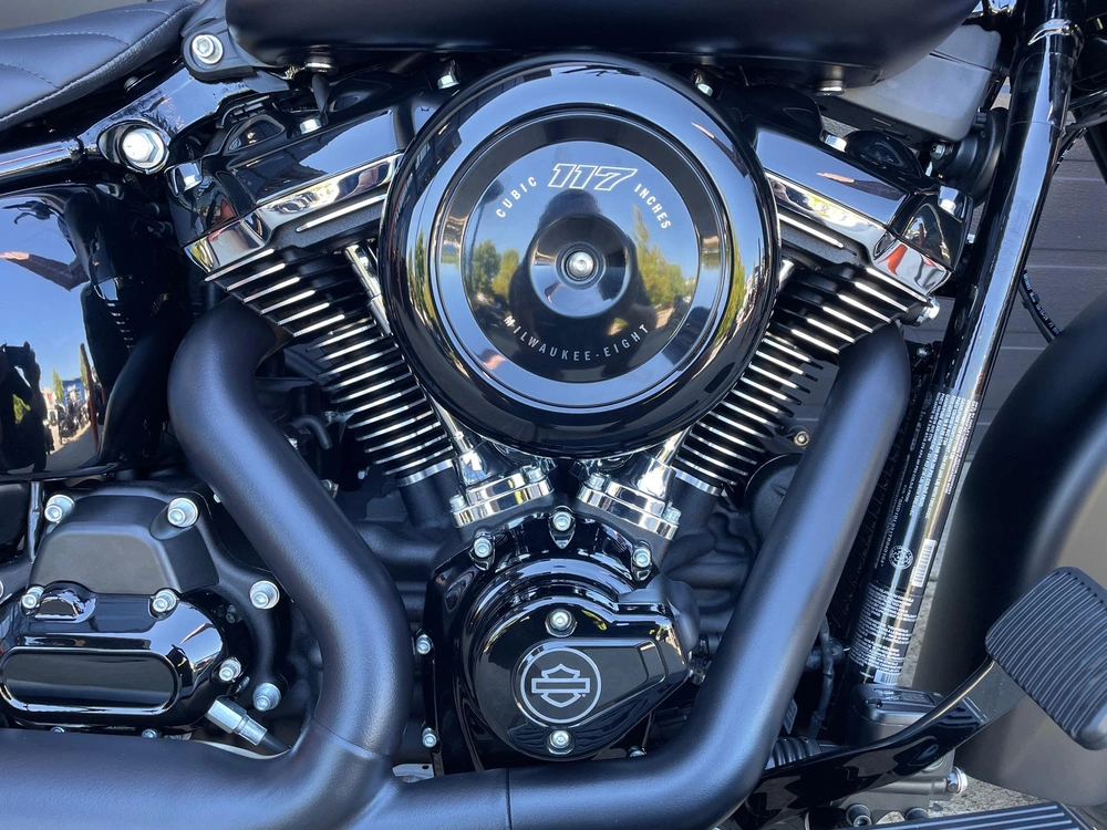 2026 Harley-davidson Cruiser Flhd - Deadwood™ alt