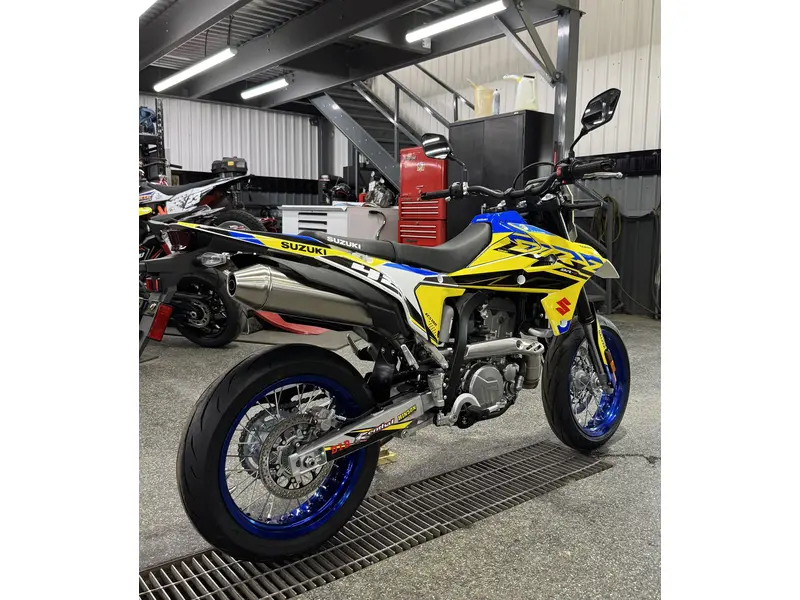 Suzuki DR-Z4SM 2025