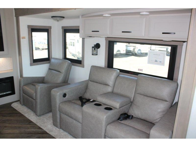 Jayco Precept 36h 2027 alt