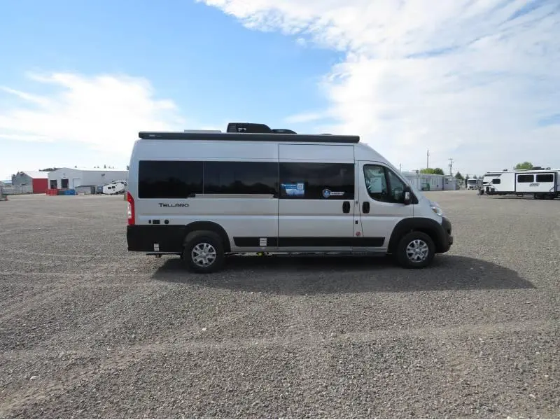 2027 Thor Motor Coach Tellaro