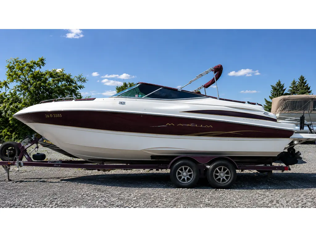 Maxum Marine 2300 2001