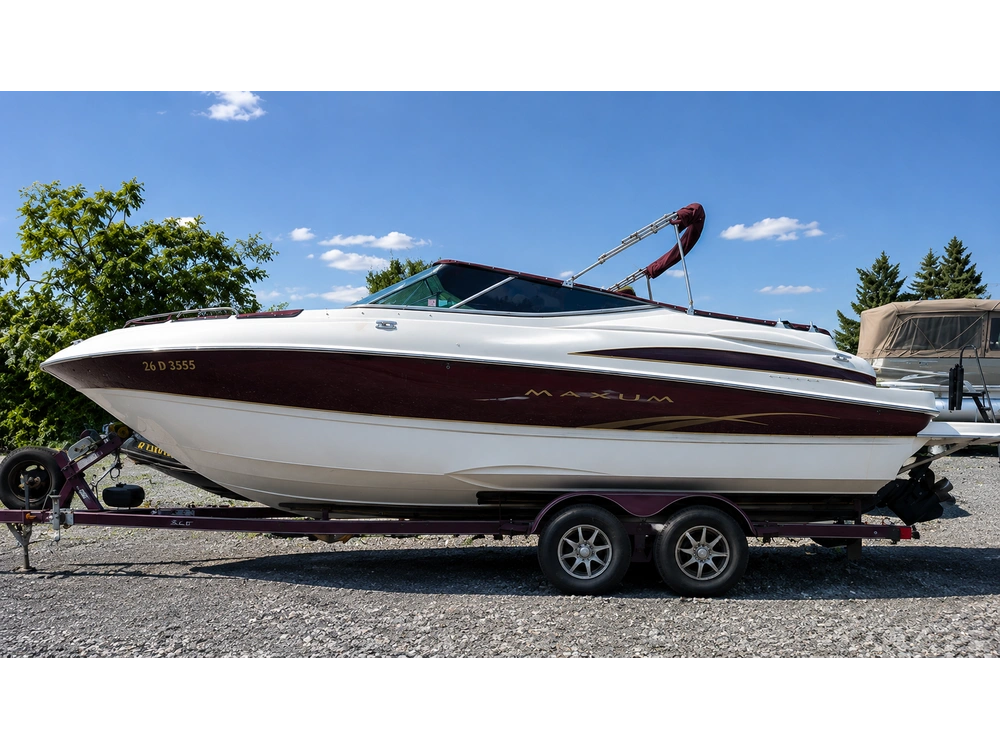 Maxum Marine 2300 2001 alt