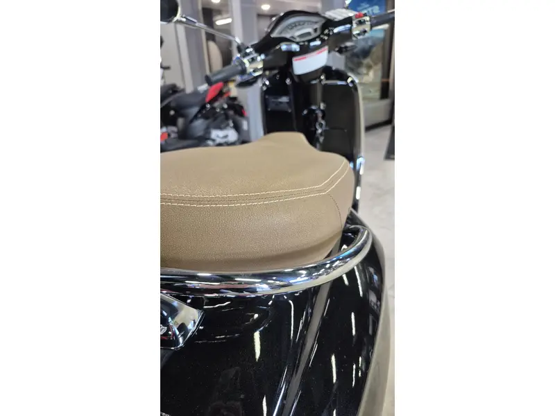 Vespa Primavera 150 2022