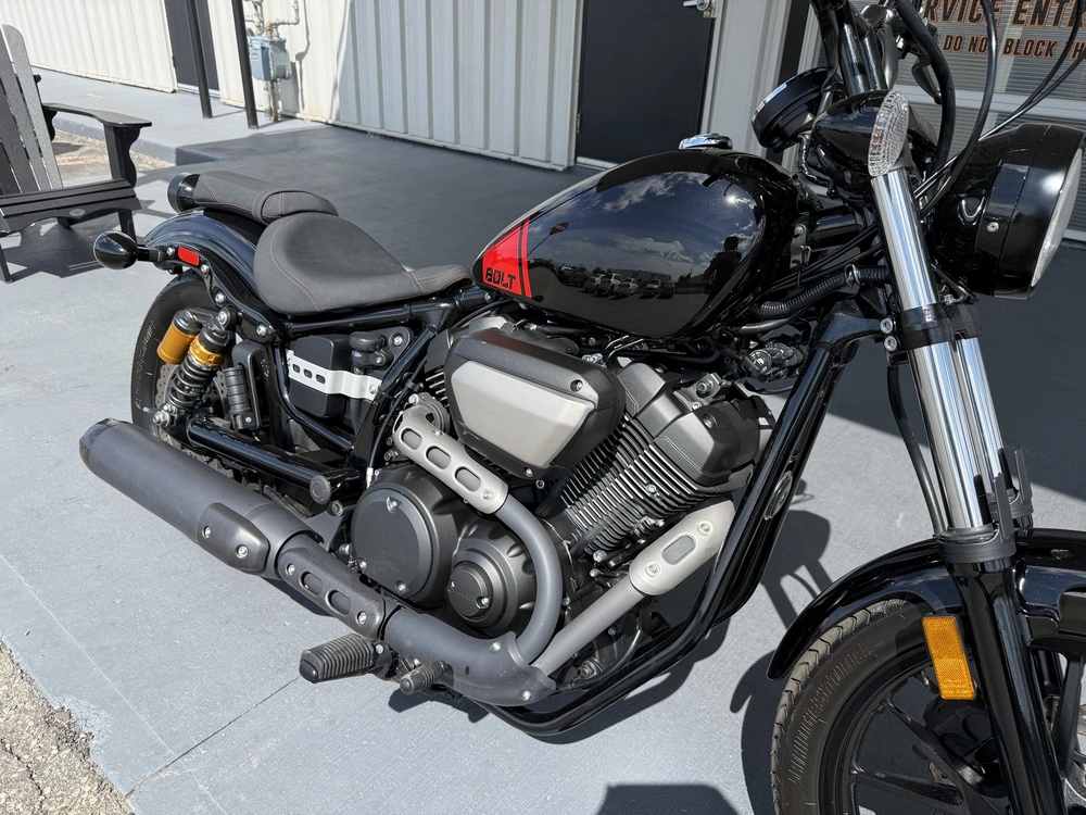 2024 Yamaha Bolt R Spec alt