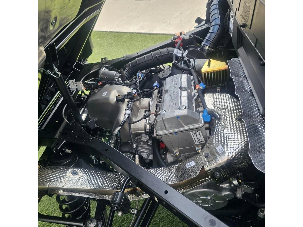 2026 Polaris Ranger 1000 Cab alt