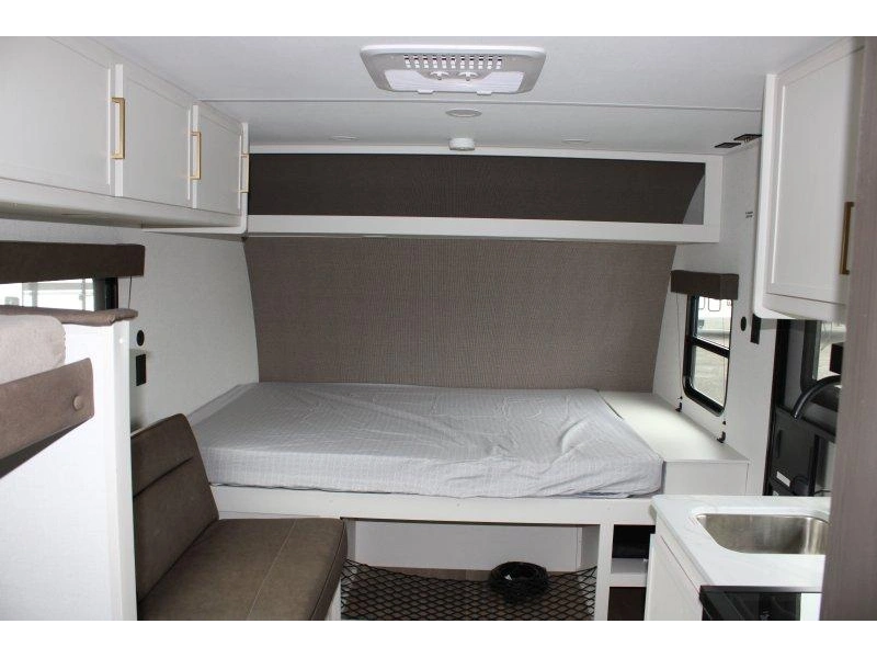 2026 Grand Design Transcend 151bh alt