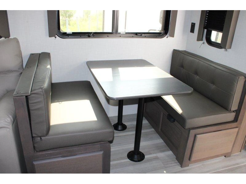 Keystone Rv Cougar 2400re 2026 alt