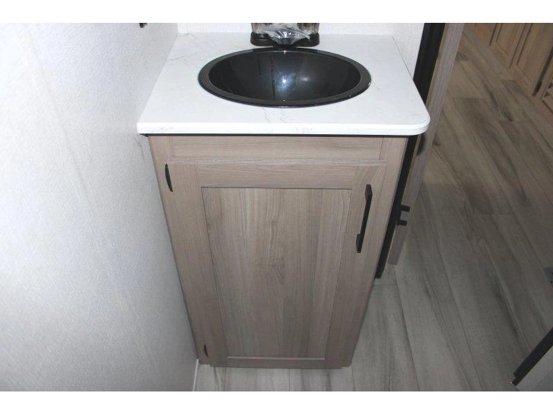 Keystone Rv Coleman 25b 2026 alt