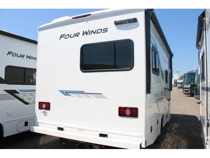 Thor Motor Coach Four Winds 2027