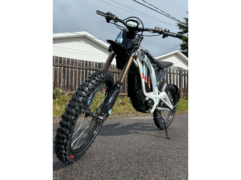 Surron Light Bee X 2026 alt
