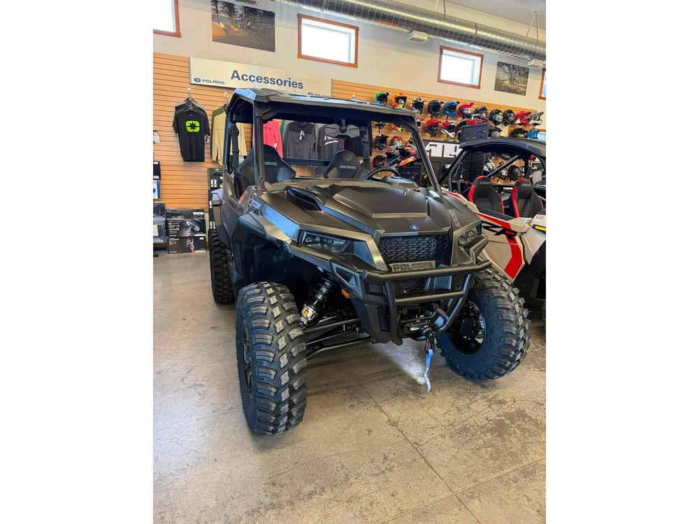 2026 Polaris General Xp 1000 Ultimate alt