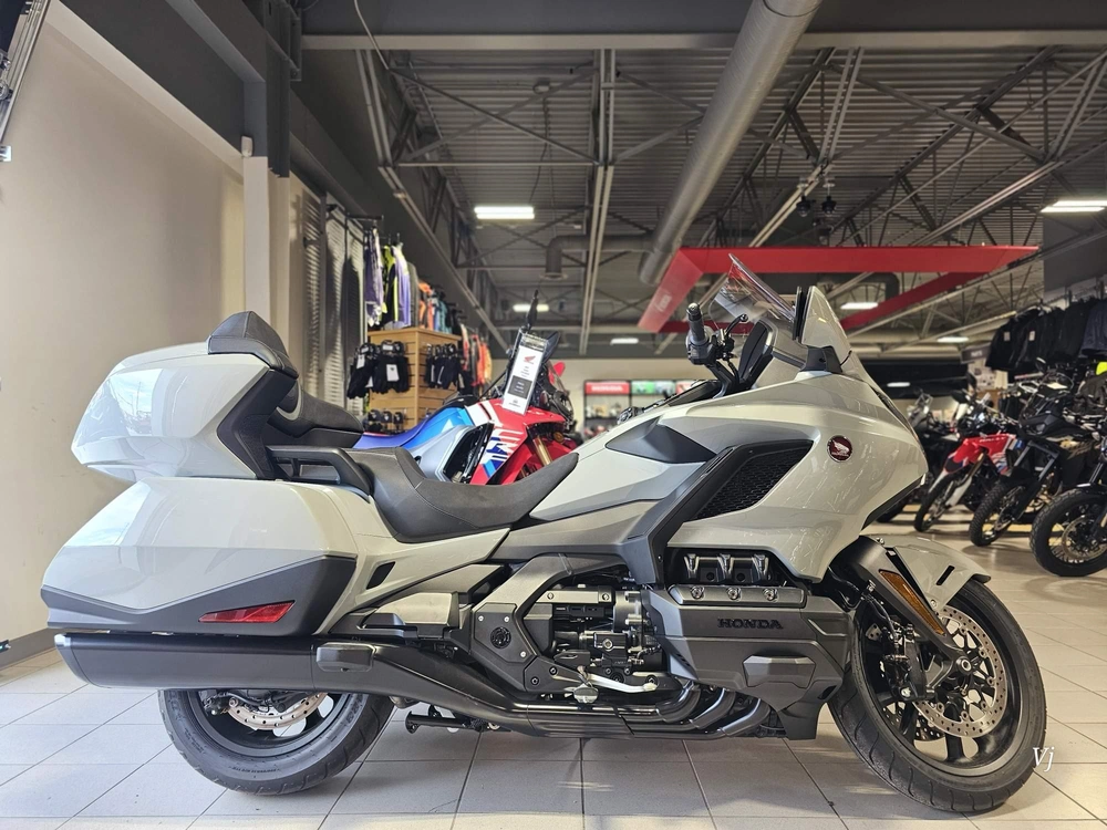 2026 Honda Gold Wing Tour Abs alt