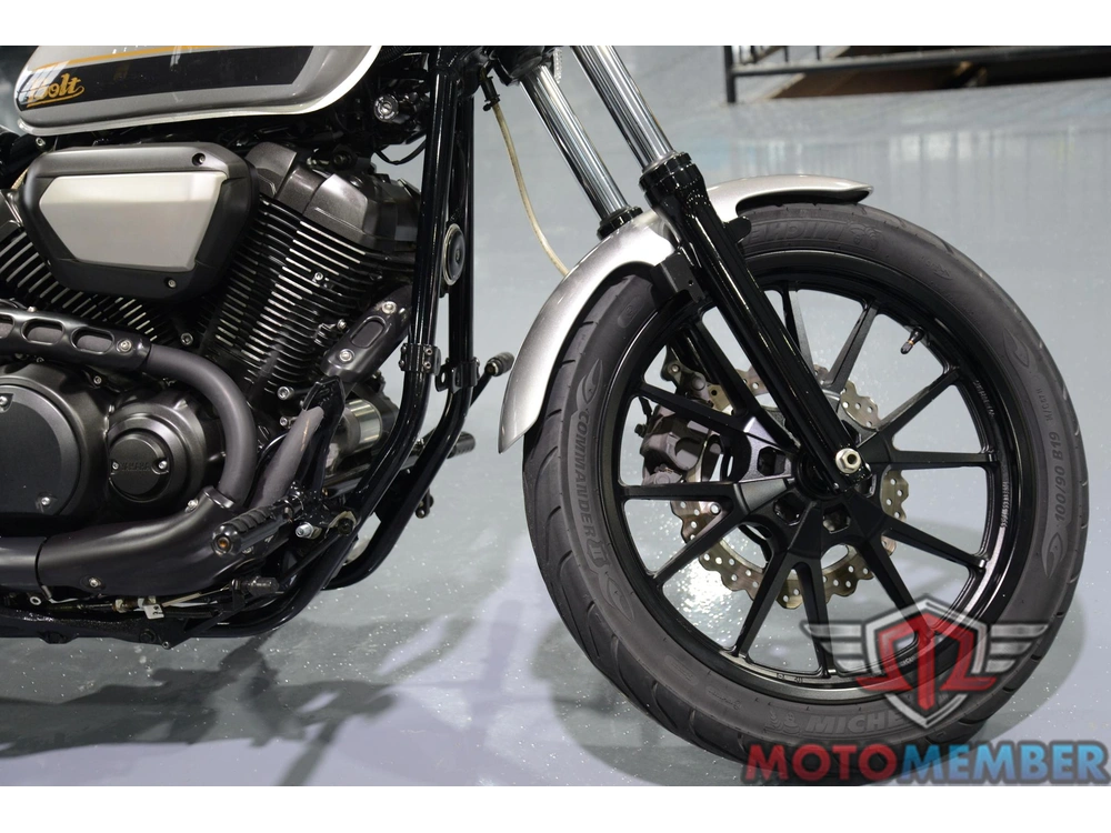 2015 Yamaha Bolt C Spec alt