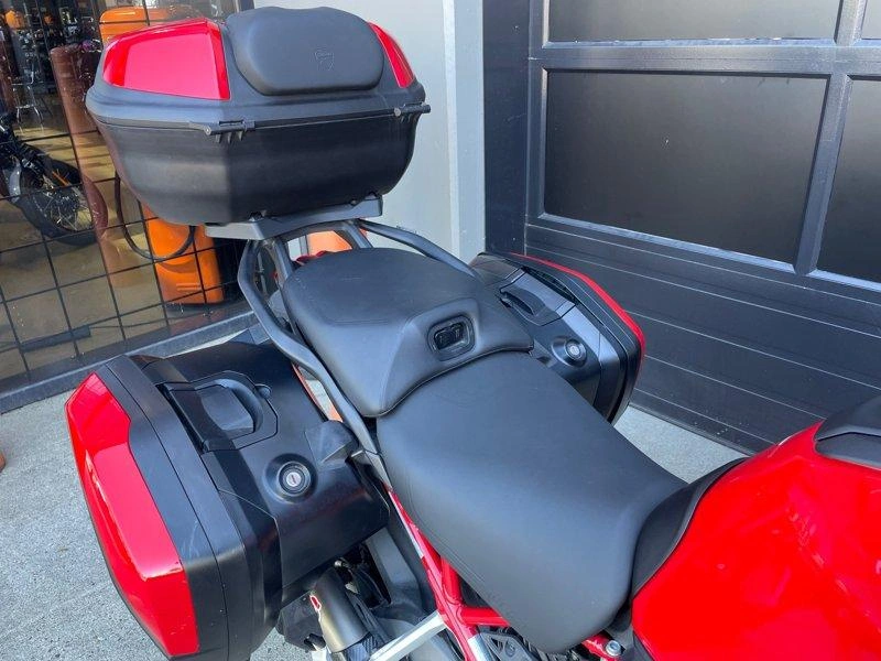 2021 Ducati Multistrada V4 alt