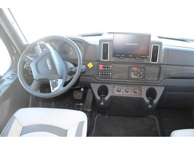 Thor Motor Coach Inception 38dx 2026 alt